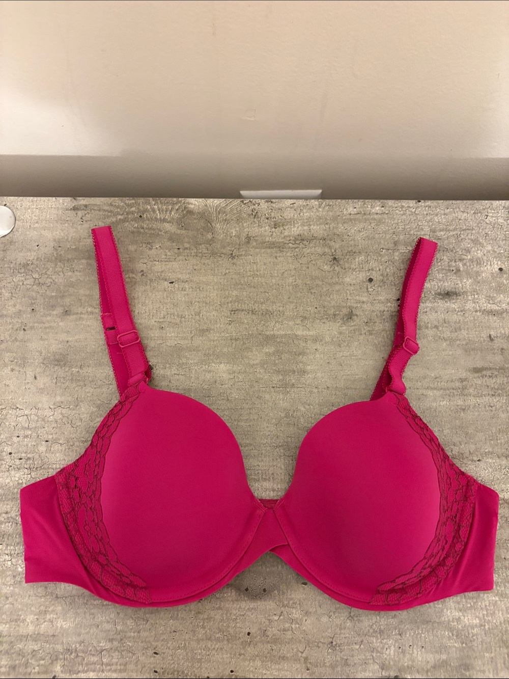 New Maidenform Dark Pink T-Shirt Underwire Bra with Lace